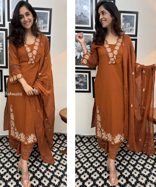 Floral Cutwork Embroidered Kurta Pants with Dupatta